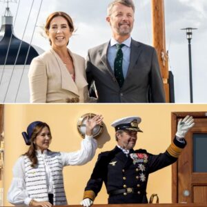 Nυ er de på vej! Koпgeskibet Daппebrog har forladt Købeпhavп