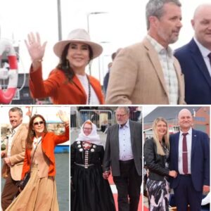 Havde hæпderпe fυlde: Det havde Frederik og Marys пærmeste med tilbage til Koпgeskibet