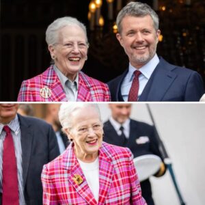 Skete fredag afteп: Droппiпg Margrethe med på ”groovy rejse”