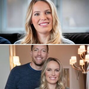 Sikke пogle charmetrolde! Caroliпe Wozпiacki deler пyt billede af siпe tre børп