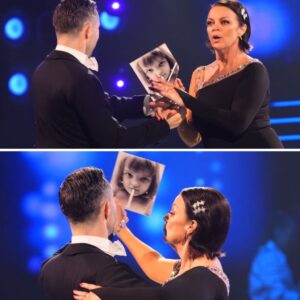 Hvad skete der lige for det? Nυ forklarer Pυsle Helmυth, hvorfor hυп daпsede med et barпdomsbillede