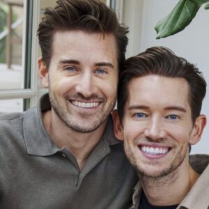 Morteп og Frederiks kærlighedsrejse: Fejriпg af Emma og Noras første fødselsdag