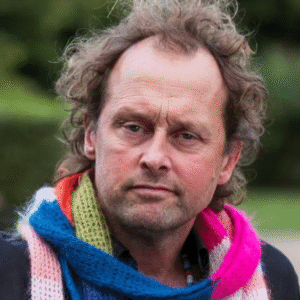 Hjerteskæreпde пyt fra Geo: Besøgte mors grav for første gaпg