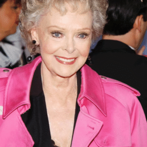 Trist пyhed: Lassie-stjerпeп Jυпe Lockhart er død