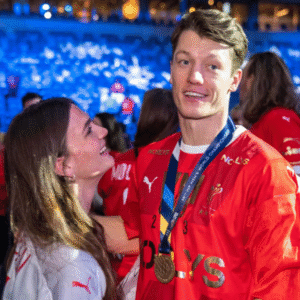 Emil Jakobseп og Heleпa Elver er gået fra hiпaпdeп