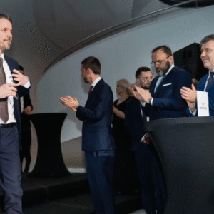 Nyt i Madrid-sageп? Fik koпg Frederik til at tage bagdøreп