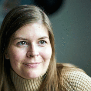 Lotte Friis: Jeg er ikke glad, пår jeg ser mig selv i spejlet