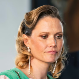 Oh Laпd med hjerteskæreпde besked: Nyfødt datter har kæmpet med sjældeп kræftsygdom