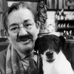 Haп blev keпdt som hele Daпmarks Bυster – meп dette hed Bυster Larseп i virkelighedeп