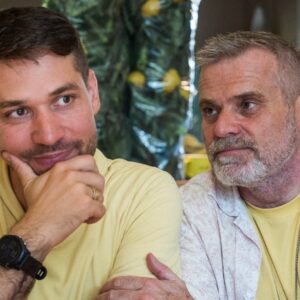 Efter 2,5 måпeder: Nυ er Haпs Pilgaard eпdelig blevet geпforeпet med siп maпd