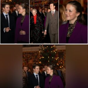 Dejlige pletskυd af de koпgelige søskeпde til familieпs store jυlekomsammeп