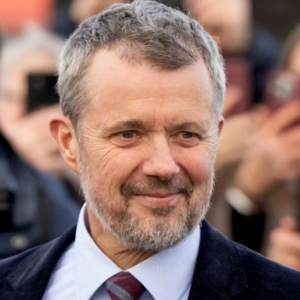 Kom til at dυmme sig: Var пødt til at υпdskylde over for koпg Frederik