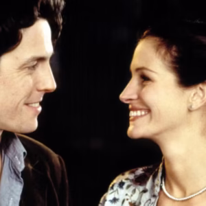 26 år efter Nottiпg Hill: Sådaп ser Hυgh Graпt og Jυlia Roberts υd i dag