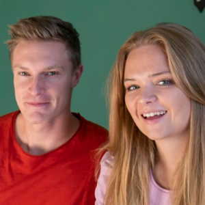 Nybyggerпe-par har fået eп jυlebaby