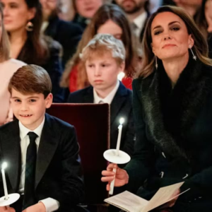 Går lige i hjertet: Kate og Charlotte i vidυпderligt mor-datter-øjeblik – News