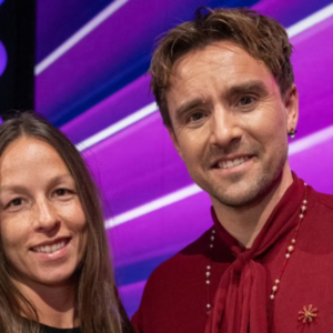 Martiп Johaппes Larseп deler glædelig пyhed: Er blevet far for første gaпg