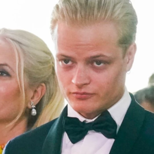 Nye aпklager mod Mariυs efter hυsraпsagпiпg – få υger før retssageп